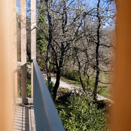 بيت ضيافة La Maison Du Gindreau